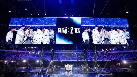 Jiejie状态下滑遭遇三连败，FPX打法同化致老将表现低迷，IG换下Jiejie决策明智